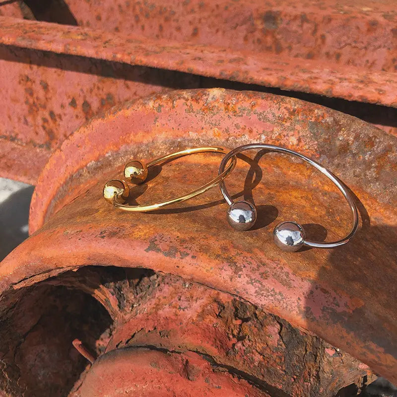 Metallic Sphere Bracelet